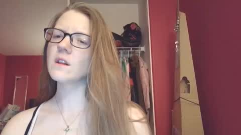 AngelicAngel online show from April 16, 5:51 am