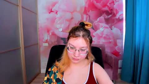 AngelinaLow online show from February 10, 12:52 pm