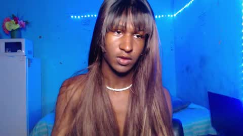 Snapshot of angell_dustt chatting on September 26, 3:25 am Danielle online show from September 26, 3:25 am