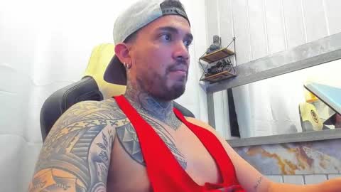 angellatino0 online show from September 9, 5:29 am