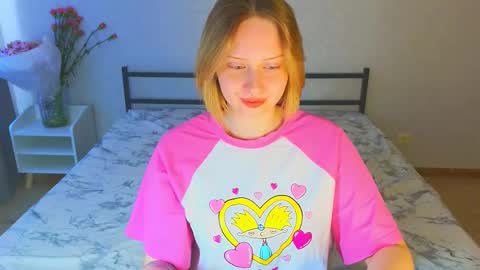 Cutie online show from November 11, 4:47 am