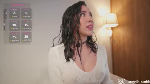   online show from March 25, 9:54 pm