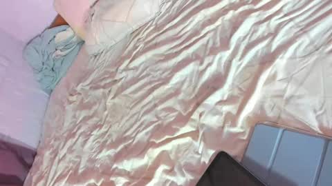 angel online show from March 6, 8:37 pm