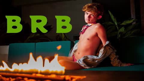 Angelo I work from home this is my room  online show from February 11, 9:31 am