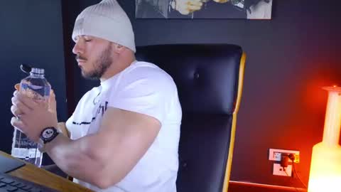 BlackWolf online show from January 29, 8:08 am