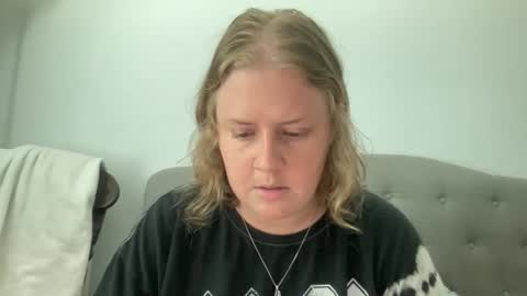 Snapshot of angeloflight273360 chatting on October 22, 6:20 pm Angel of Light online show from October 22, 6:20 pm