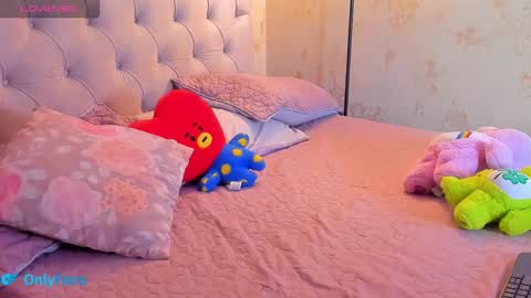 angelrose2323 online show from October 28, 4:35 am