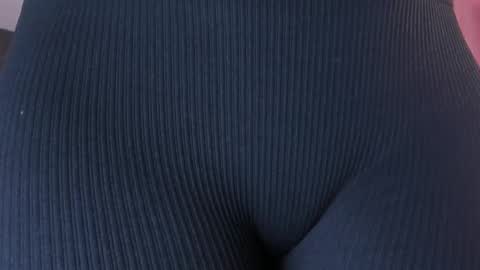 Angela online show from December 21, 2:45 pm