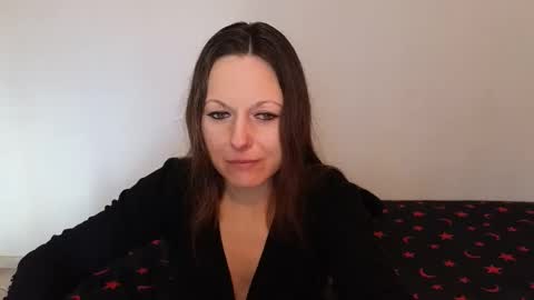 Giulia online show from February 25, 1:47 pm