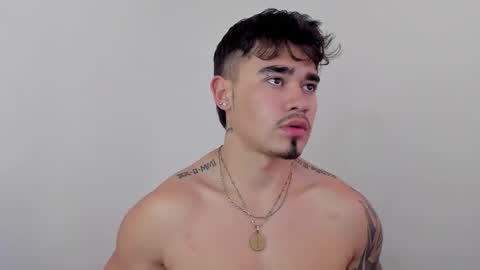 Snapshot of angelx_fox chatting on September 16, 7:39 pm Angel Fox online show from September 16, 7:39 pm