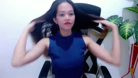 angelyn_slim online show from February 10, 7:06 pm