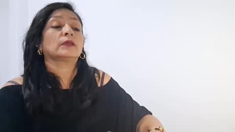 Angie online show from March 11, 5:13 am