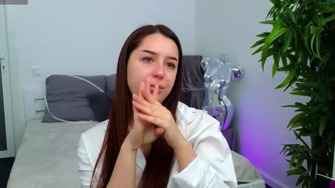 Anika online show from March 6, 7:29 am