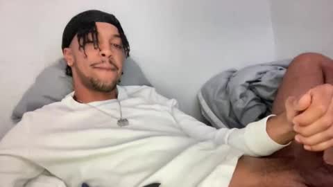 Snapshot of animeboygirls chatting on October 28, 3:29 am Animeboygirls online show from October 28, 3:29 am