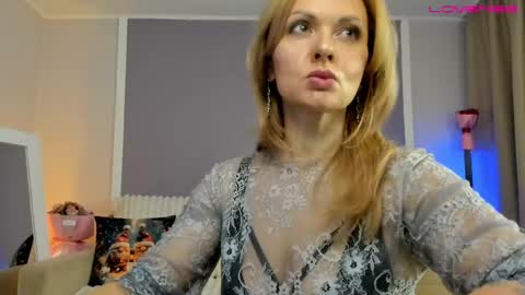 Anita online show from March 20, 9:53 pm