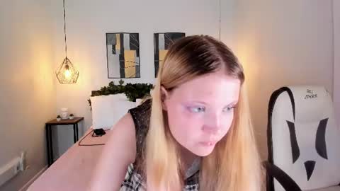 Anita online show from July 2, 7:35 am