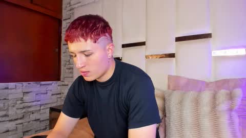 ANGEL AND TEFY online show from February 18, 4:18 pm