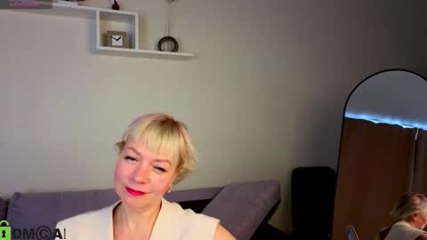 ann_annise online show from March 20, 9:14 am