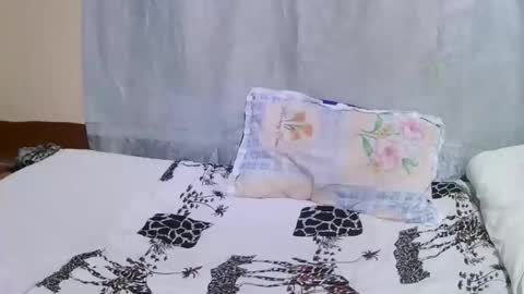 ann_keller online show from April 11, 7:45 am