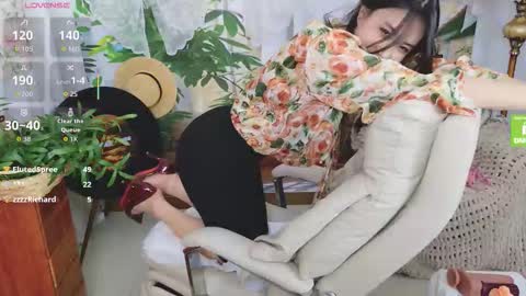 anna6513812 online show from March 25, 12:34 pm