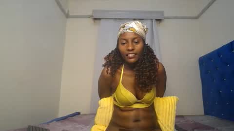 Snapshot of anna_kinky1 chatting on October 17, 10:03 pm anna kinky1 online show from October 17, 10:03 pm