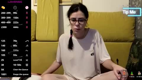 Anna online show from December 17, 3:35 am