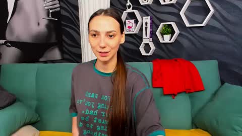 annabishop online show from February 19, 6:11 am