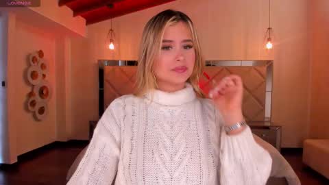 Anna Brooks  online show from January 31, 7:55 pm