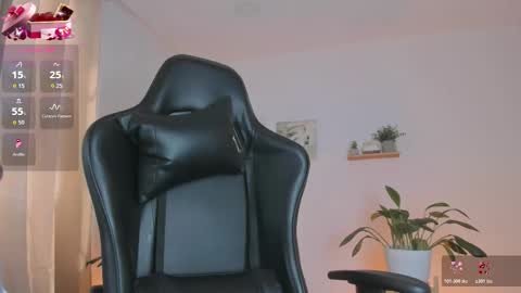 Annadu011 online show from February 22, 3:25 pm