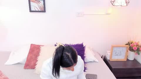 Anna Rosse online show from July 14, 12:10 pm
