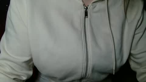 Bella online show from February 18, 6:08 pm