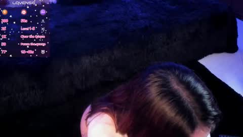 Anne online show from December 6, 8:23 pm