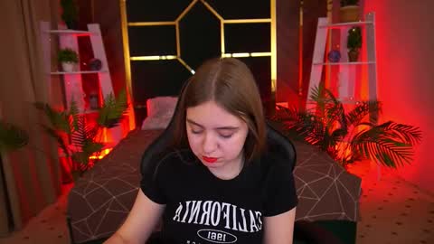 anneeexx online show from December 17, 8:21 am