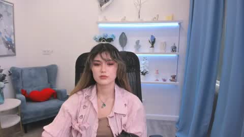 annetli online show from July 14, 10:32 am