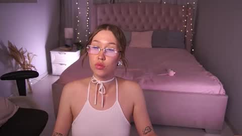  Anna  online show from October 12, 6:39 am