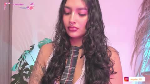 Angel online show from October 5, 3:19 pm