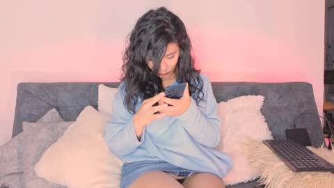 Creamy online show from April 3, 3:02 am