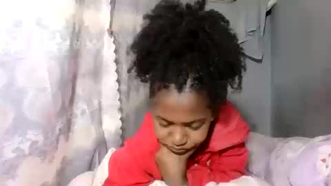 annick98 online show from March 13, 8:17 am