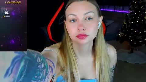 Annie online show from January 18, 1:58 am