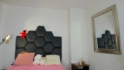 Annie online show from January 21, 9:25 pm