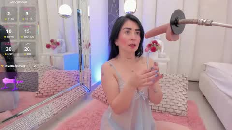 im annie   online show from March 14, 1:48 pm