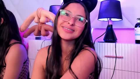   online show from February 18, 4:03 pm