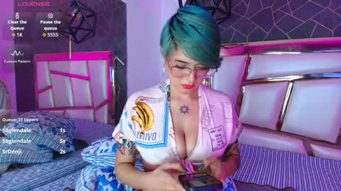 Annie  online show from October 1, 1:54 pm