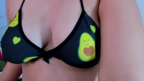 annie online show from April 1, 3:07 am