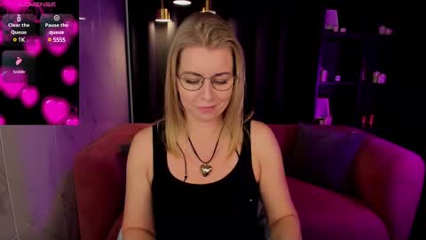 Annie online show from February 28, 5:48 am