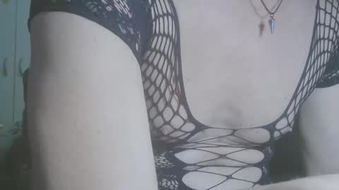 annitsx online show from April 7, 6:26 am