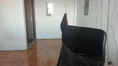    online show from December 15, 2:35 pm