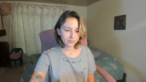 Issabela online show from June 24, 6:59 pm