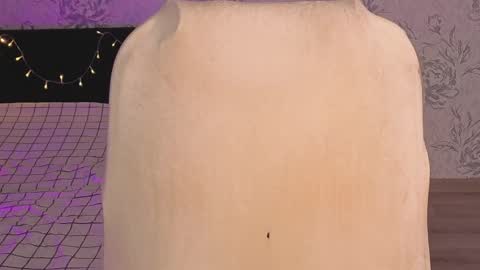 Annie online show from April 9, 6:19 am