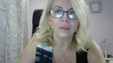 anny_wild1 online show from June 16, 5:39 pm